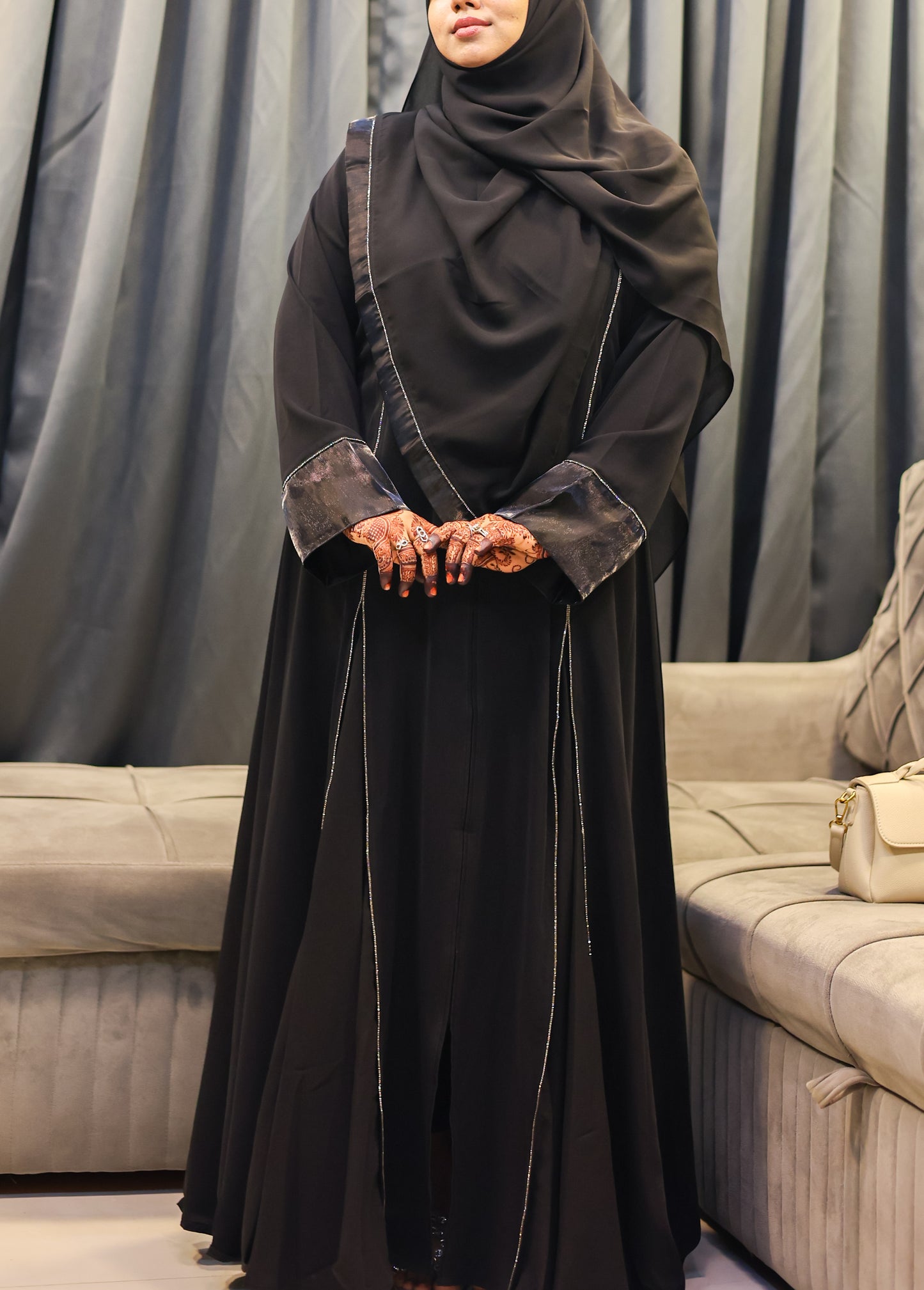 Malika Frill Abaya