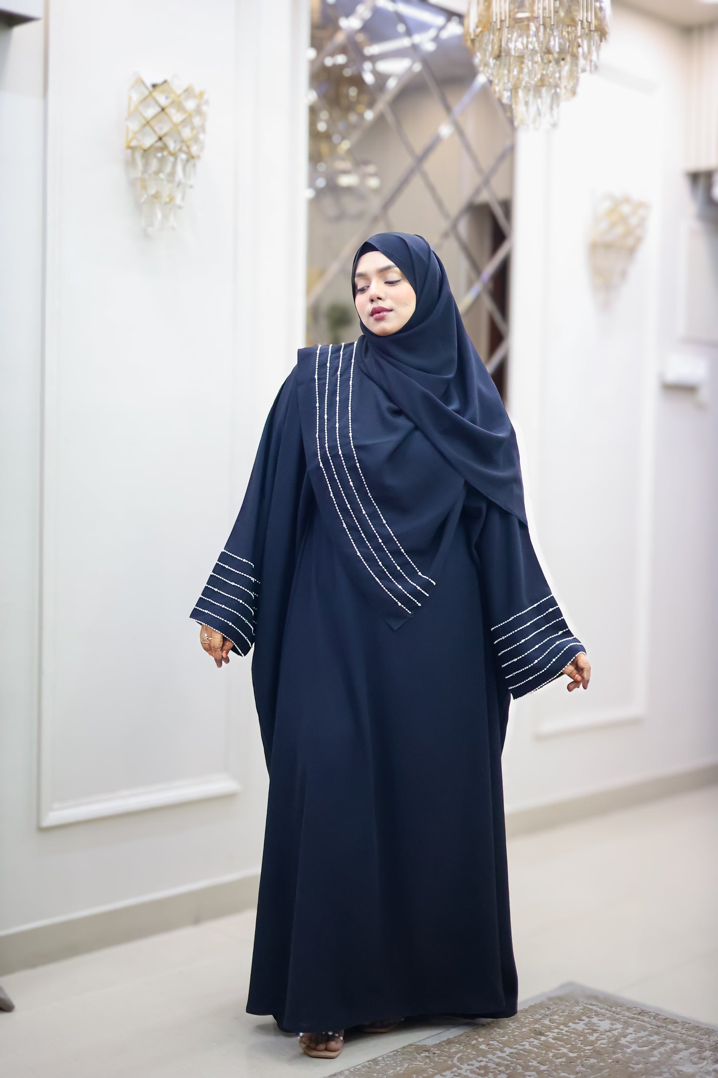 Lulu Royale Abaya