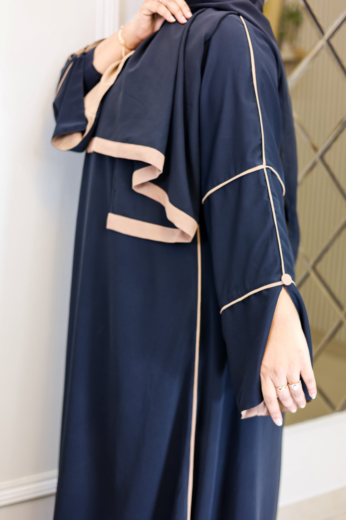 Noor Al-Beige Abaya