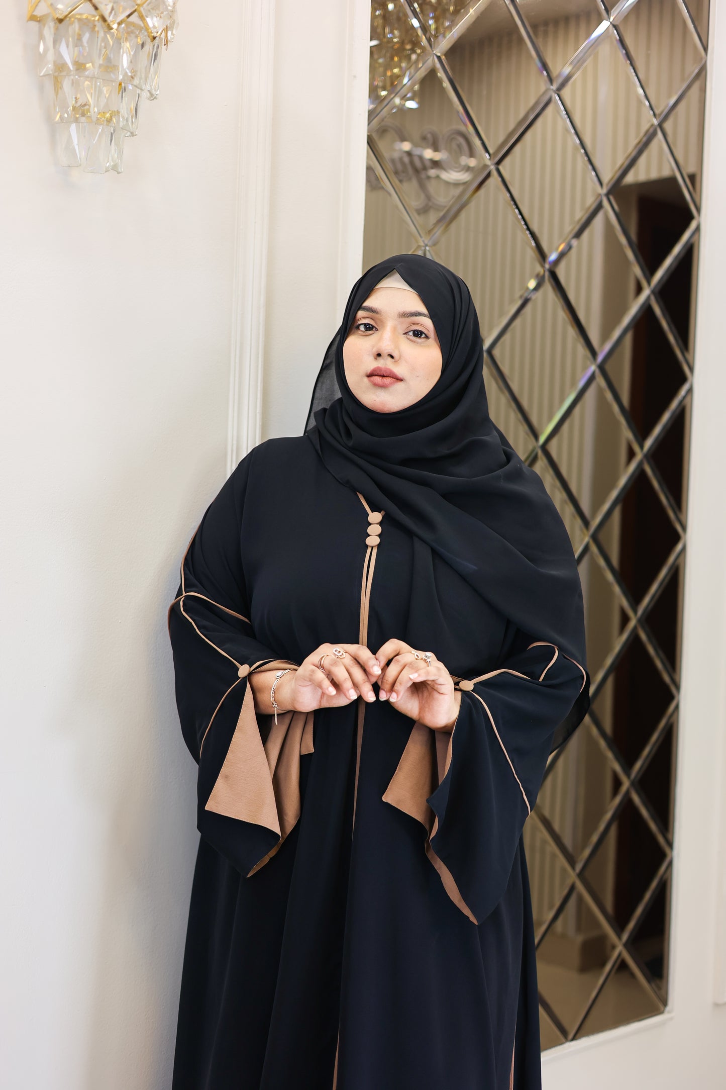 Noor Al-Beige Abaya