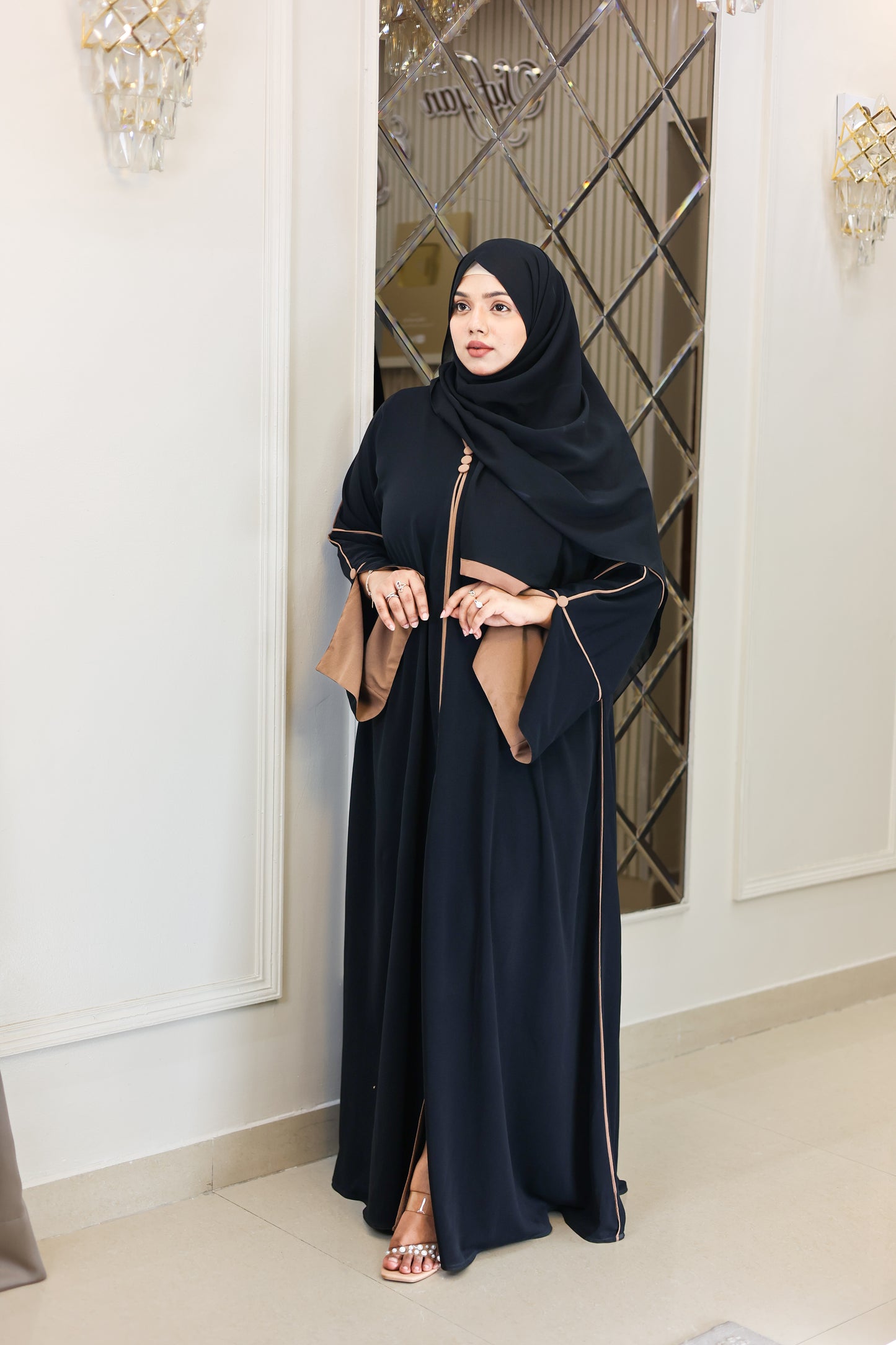 Noor Al-Beige Abaya