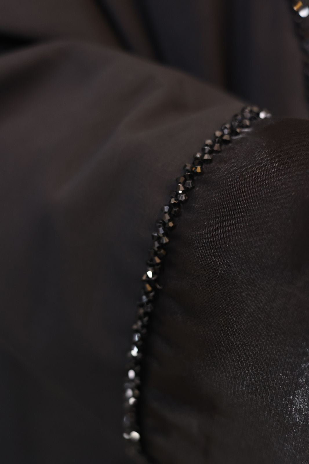Elara Bisht Abaya